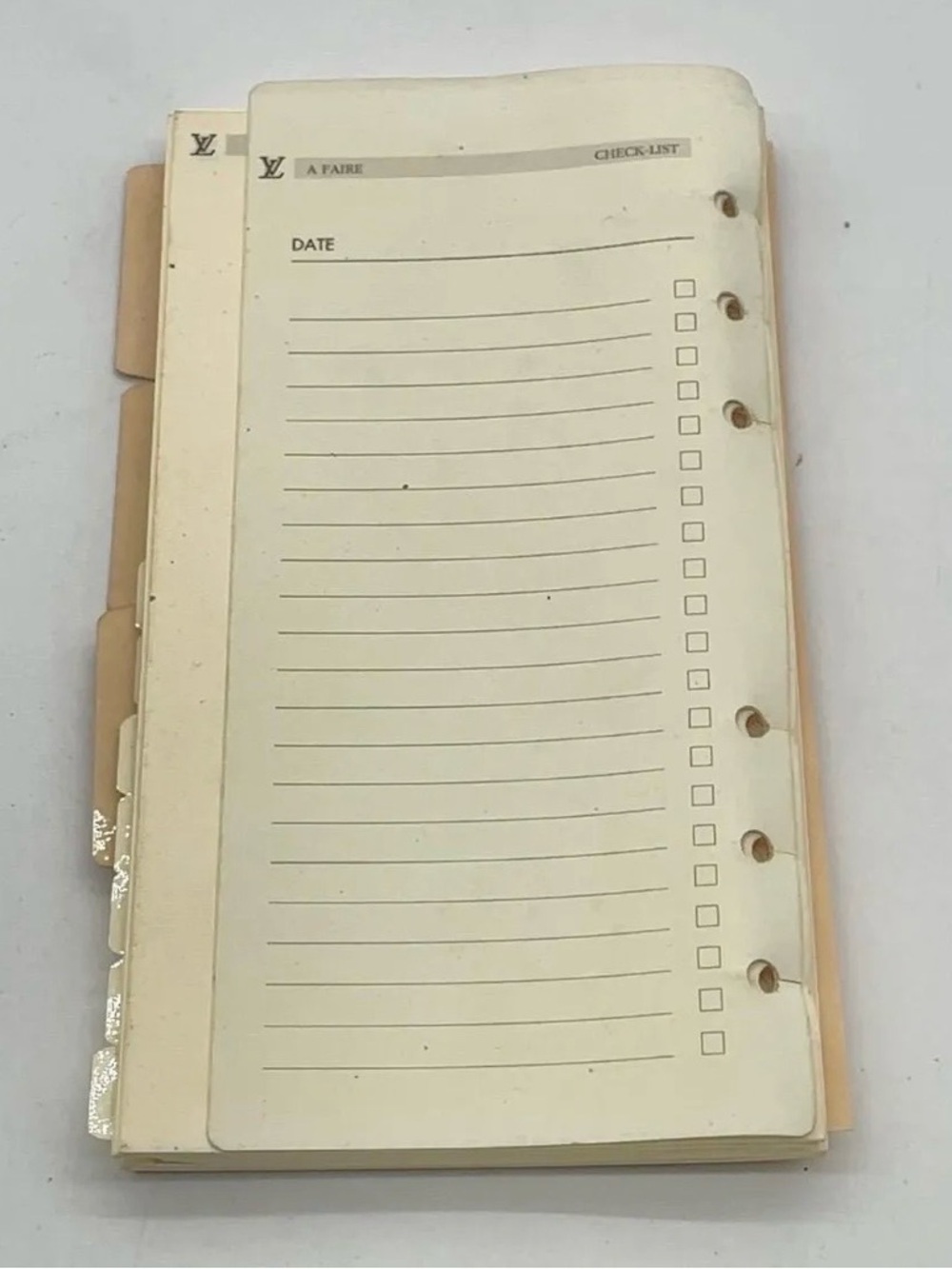 Authentic Louis Vuitton Monogram
Agenda MM Notebook Cover - Picture 10 of 12